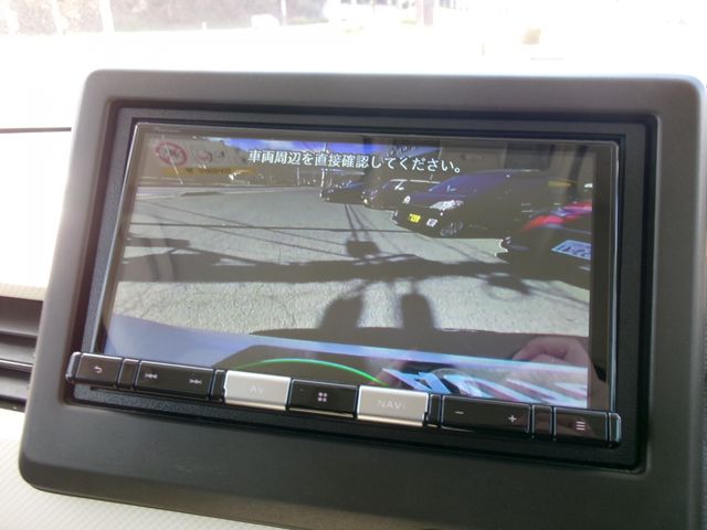 HONDA N BOX 2021 Image 31