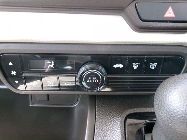 HONDA N BOX 2021 Image 31