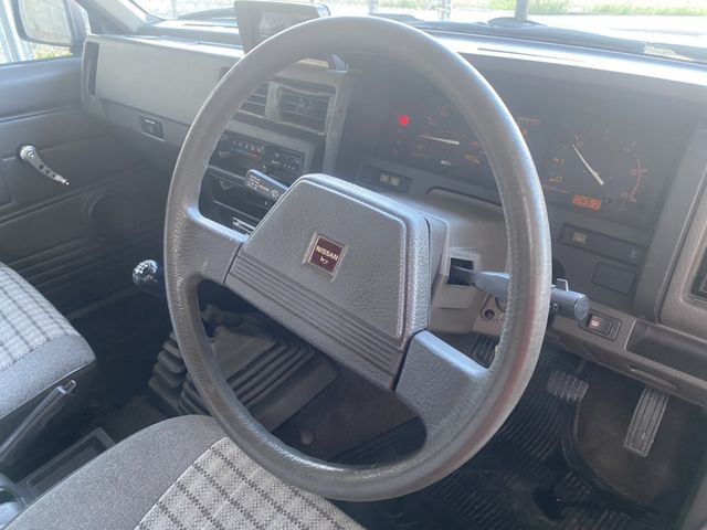 NISSAN DATSUN 4WD 1988 Image 31