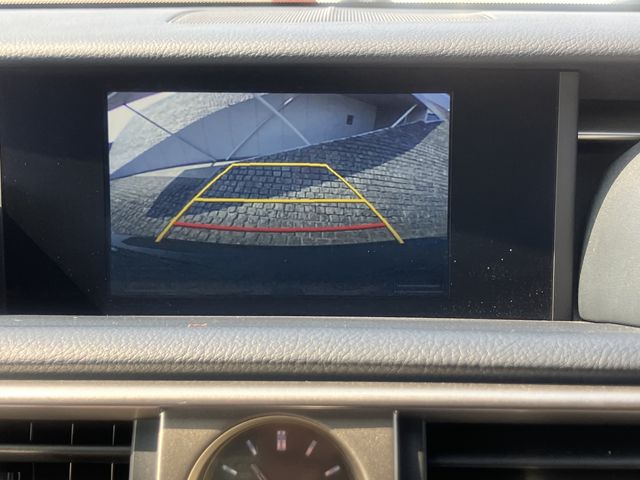 TOYOTA LEXUS IS300H 2015 Image 31