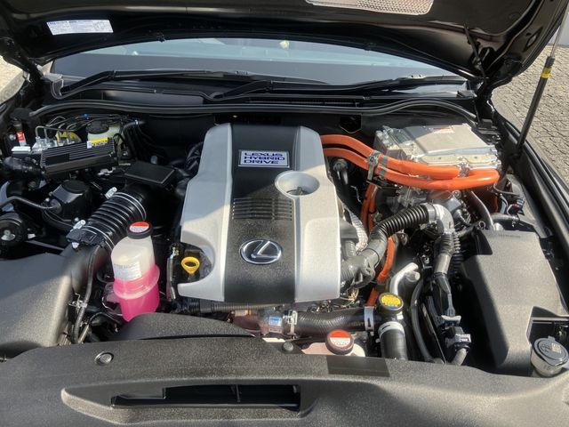 TOYOTA LEXUS IS300H 2015 Image 31