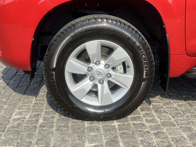 TOYOTA LANDCRUISER PRADO 2023 Image 31
