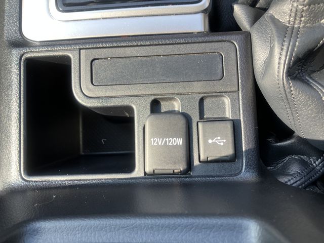 TOYOTA LANDCRUISER PRADO 2023 Image 31