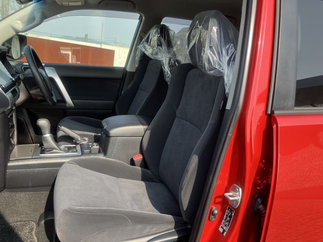 TOYOTA LANDCRUISER PRADO 2023 Image 31