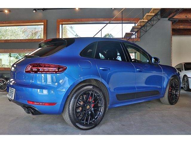 PORSCHE MACAN 2018 Image 31