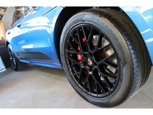 PORSCHE MACAN 2018 Image 31