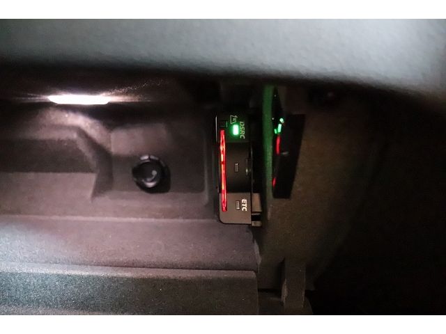 PORSCHE MACAN 2018 Image 31