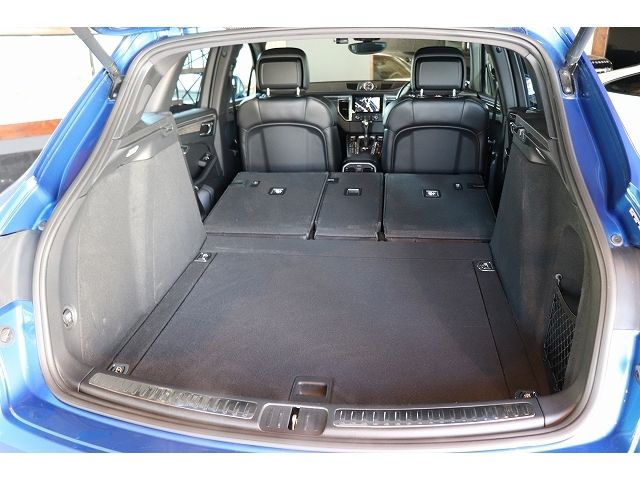 PORSCHE MACAN 2018 Image 31