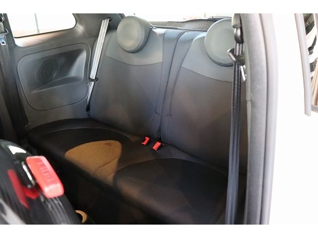 FIAT ABARTH 695 2022 Image 31