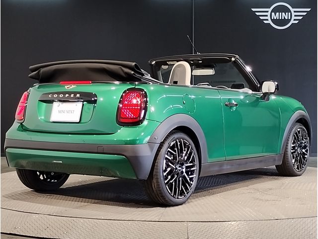 BMW MINI COOPER OPEN 2025 Image 31