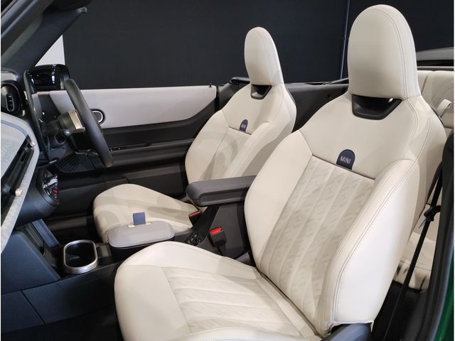 BMW MINI COOPER OPEN 2025 Image 31