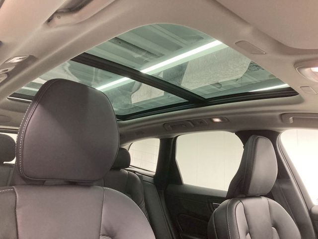 VOLVO XC60 2024 Image 31