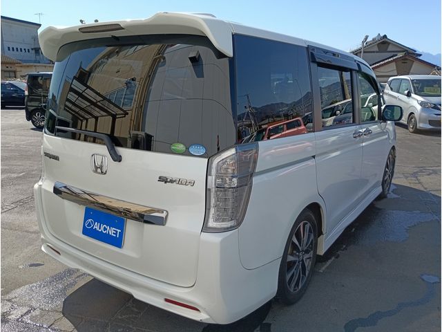 HONDA STEPWAGON SPADA 2013 Image 31