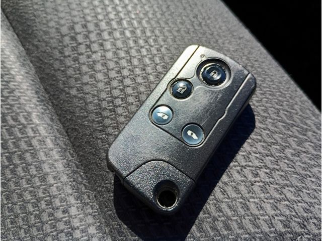 HONDA STEPWAGON SPADA 2013 Image 31