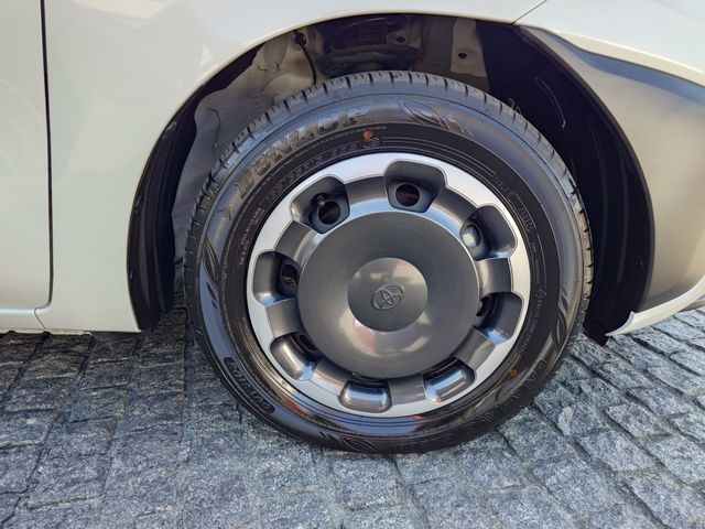 TOYOTA SIENTA HYBRID 2024 Image 31