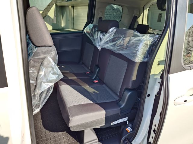 TOYOTA SIENTA HYBRID 2024 Image 31