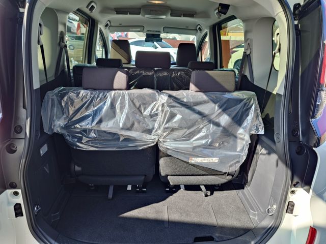 TOYOTA SIENTA HYBRID 2024 Image 31