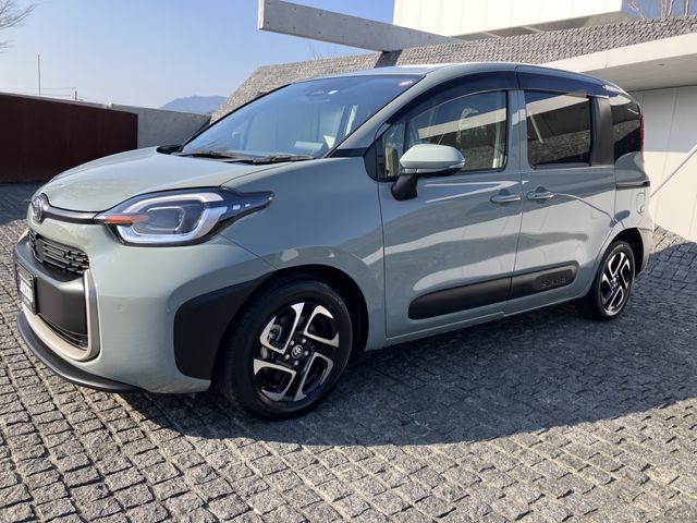 TOYOTA SIENTA HYBRID 2023 Image 31