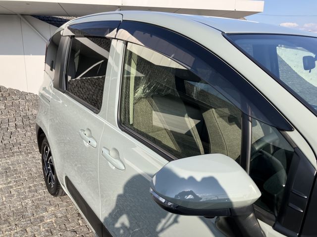 TOYOTA SIENTA HYBRID 2023 Image 31
