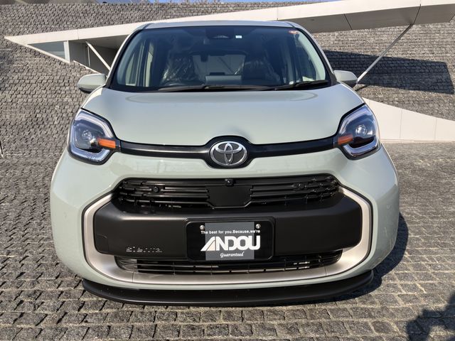 TOYOTA SIENTA HYBRID 2023 Image 31