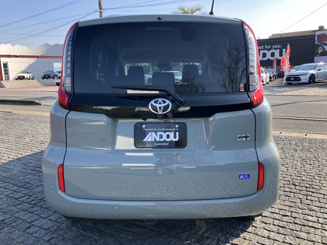 TOYOTA SIENTA HYBRID 2023 Image 31