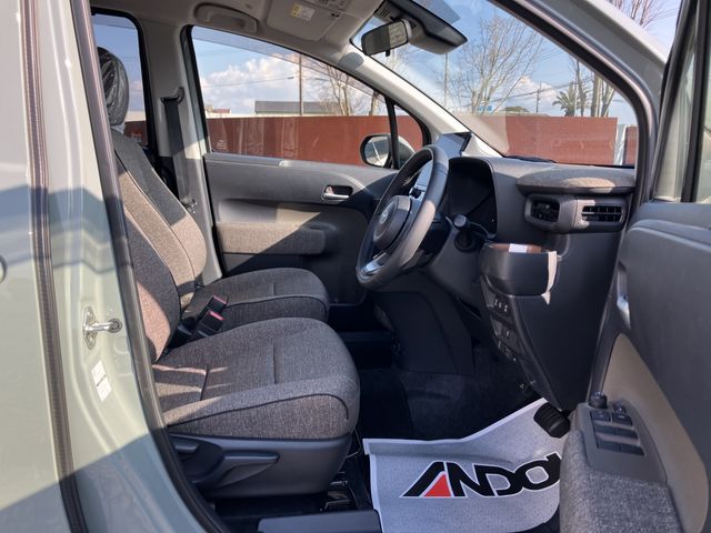 TOYOTA SIENTA HYBRID 2023 Image 31