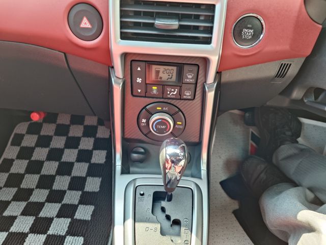 DAIHATSU COPEN 2015 Image 31