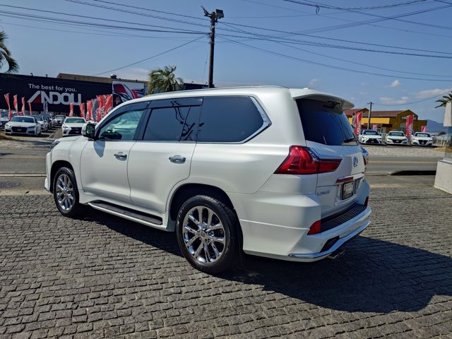 TOYOTA LEXUS LX570 AWD 2017 Image 31