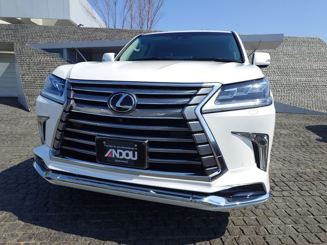 TOYOTA LEXUS LX570 AWD 2017 Image 31