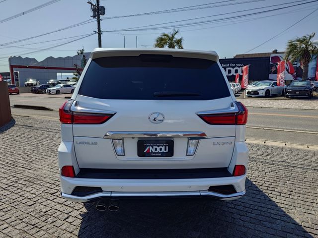 TOYOTA LEXUS LX570 AWD 2017 Image 31