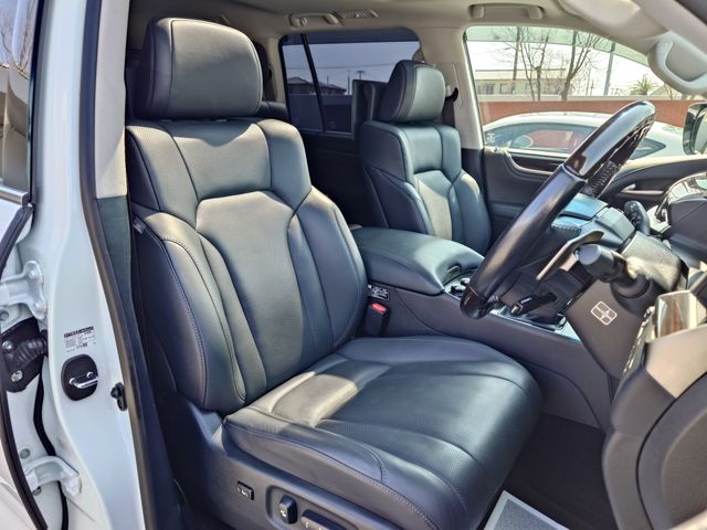 TOYOTA LEXUS LX570 AWD 2017 Image 31