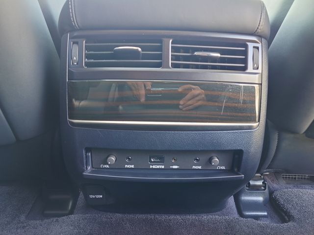 TOYOTA LEXUS LX570 AWD 2017 Image 31