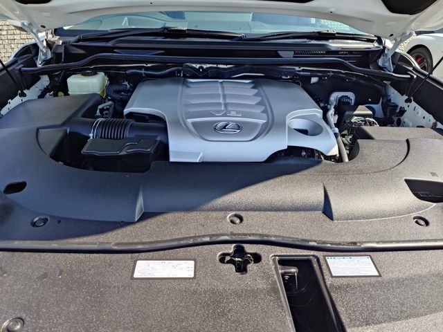 TOYOTA LEXUS LX570 AWD 2017 Image 31