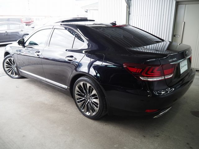 TOYOTA LEXUS LS600H 2013 Image 31