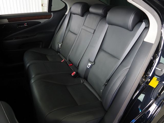 TOYOTA LEXUS LS600H 2013 Image 31