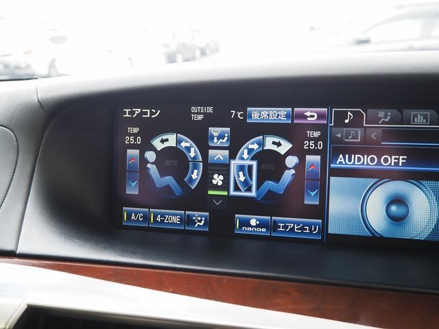 TOYOTA LEXUS LS600H 2013 Image 31
