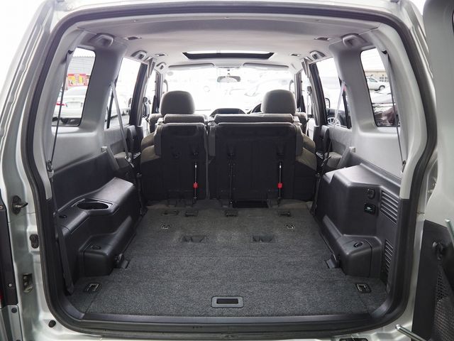 MITSUBISHI PAJERO WAGON 2001 Image 31