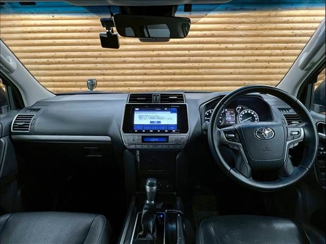 TOYOTA LANDCRUISER PRADO 2021 Image 31