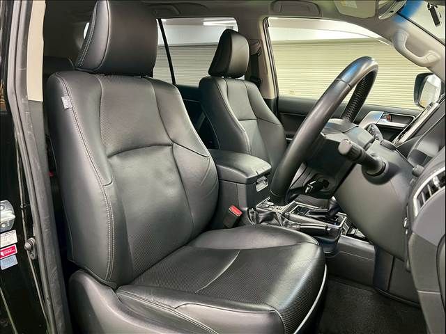 TOYOTA LANDCRUISER PRADO 2021 Image 31