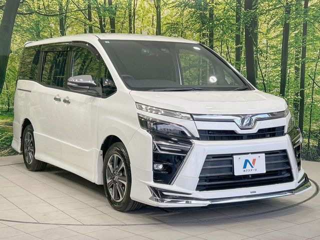 TOYOTA VOXY 2017 Image 31