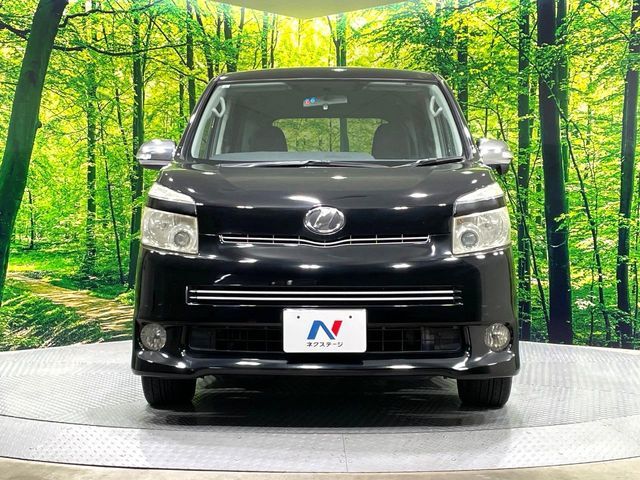 TOYOTA VOXY 2009 Image 31