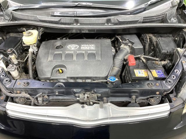 TOYOTA VOXY 2009 Image 31