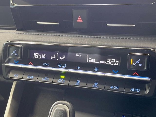 TOYOTA VOXY HYBRID 2023 Image 31