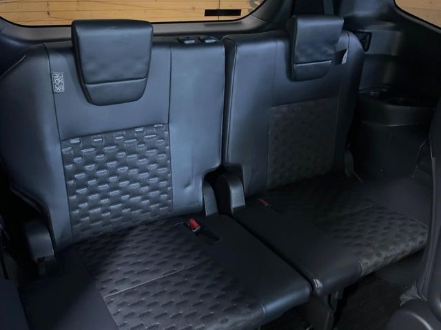 TOYOTA VOXY HYBRID 2023 Image 31