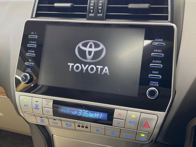 TOYOTA LANDCRUISER PRADO 2023 Image 31