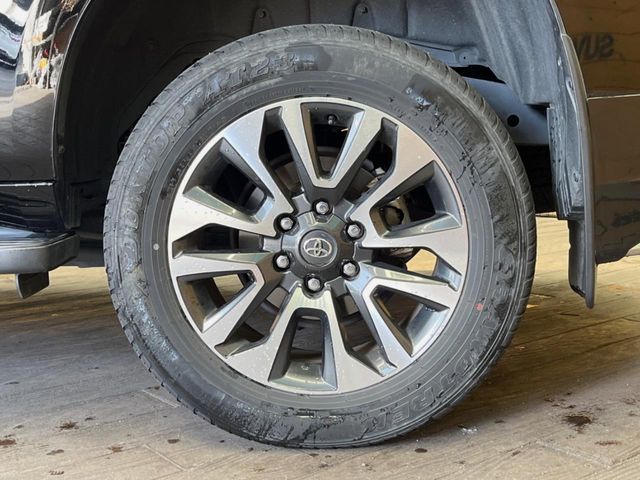 TOYOTA LANDCRUISER PRADO 2023 Image 31