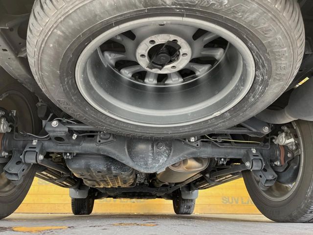 TOYOTA LANDCRUISER PRADO 2023 Image 31