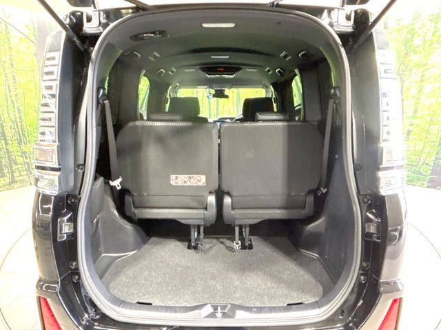 TOYOTA VOXY 2019 Image 31