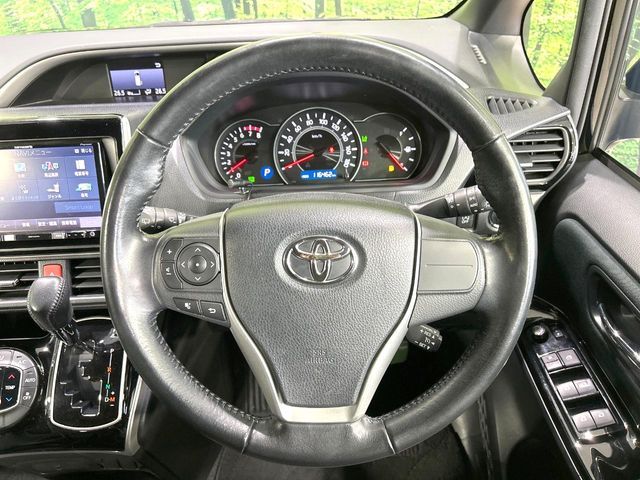 TOYOTA VOXY 2019 Image 31