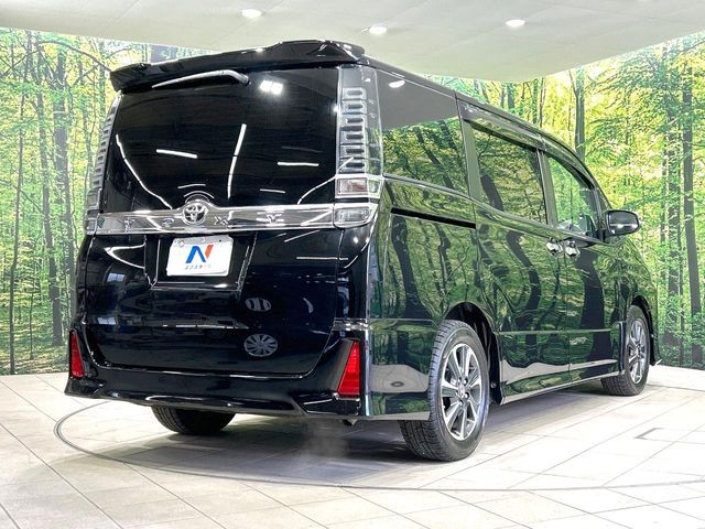 TOYOTA VOXY 2019 Image 31